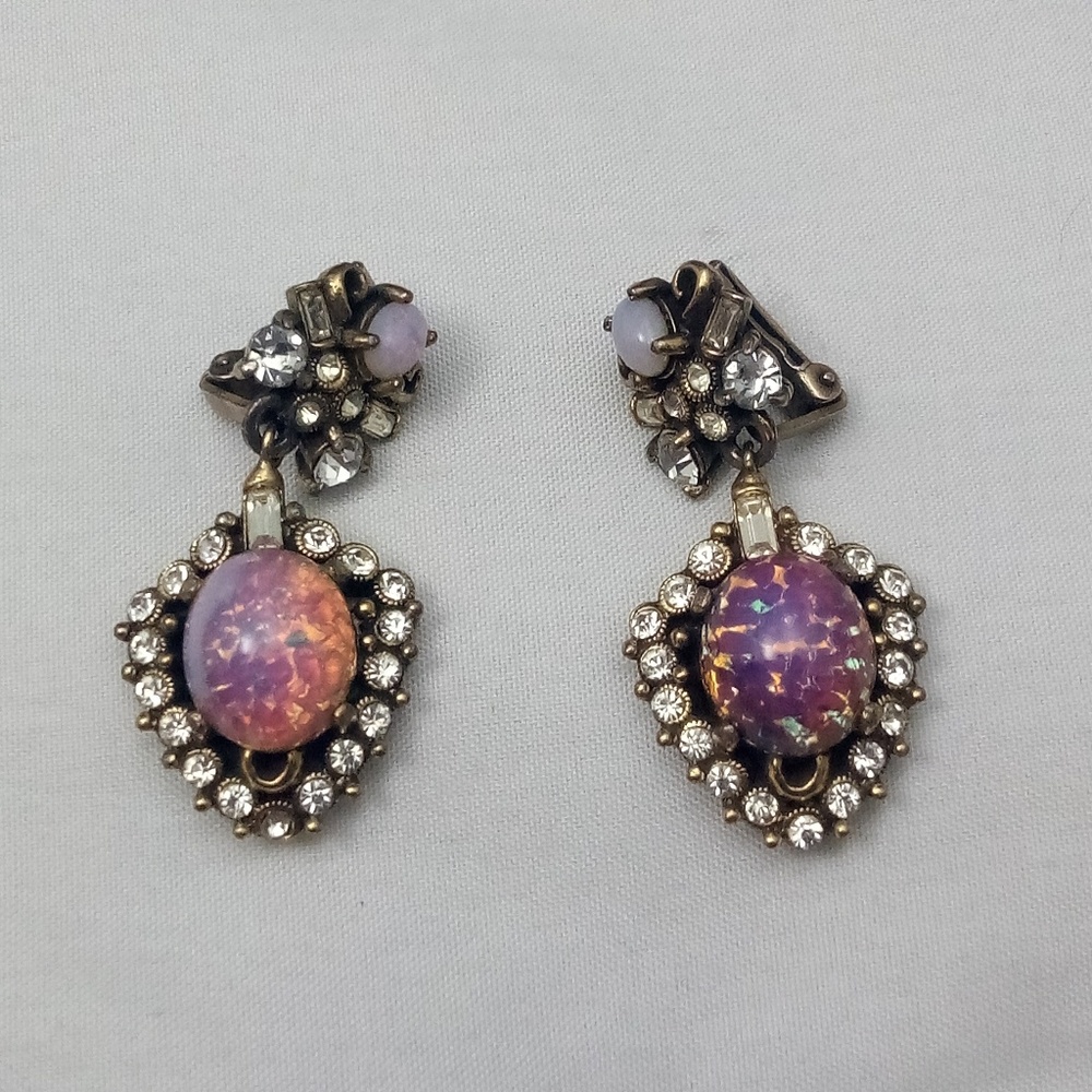 Vintage Hollycraft Foiled Opal Glass Earrings - Picture 3 of 8